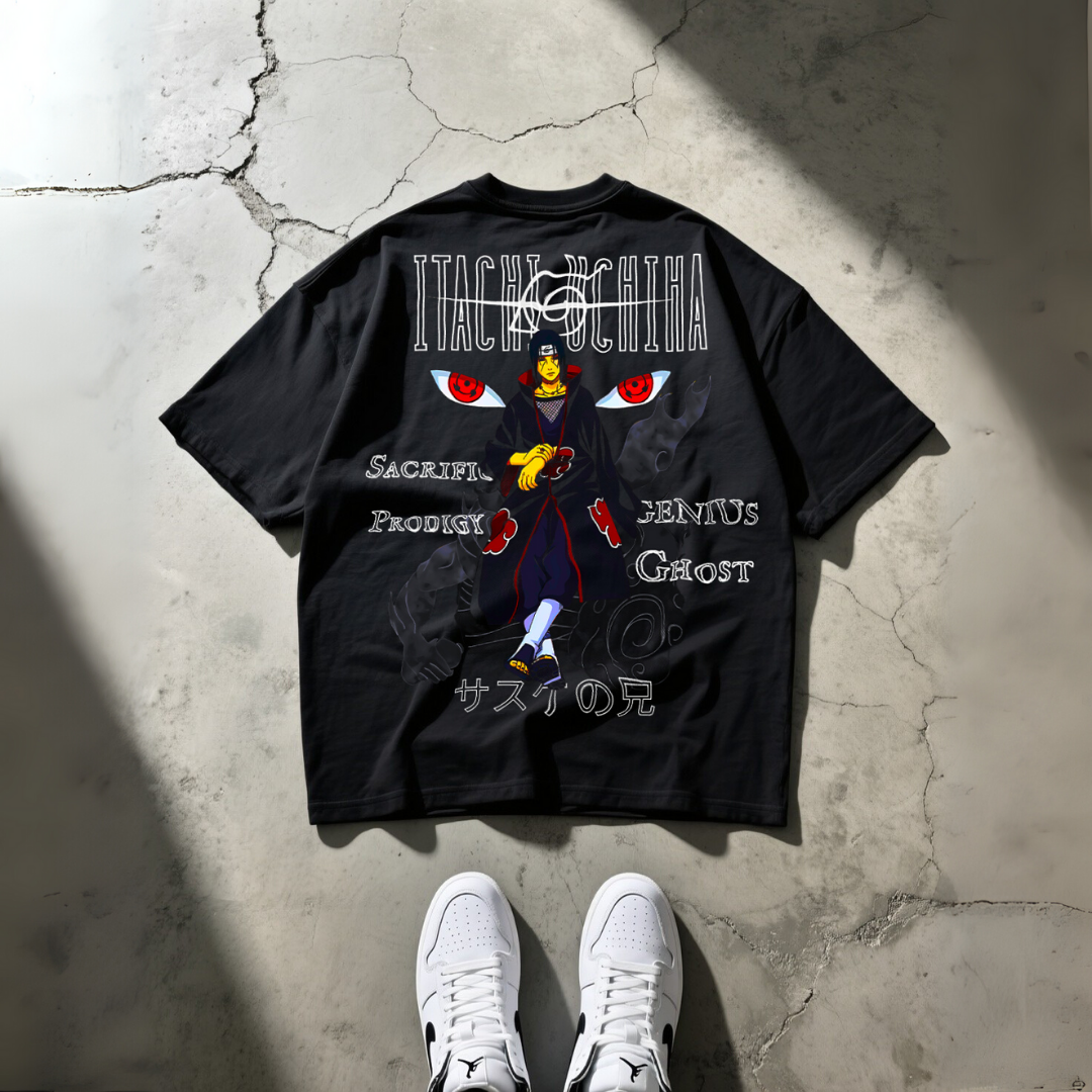 T-Shirt Oversize Heavyweight 240GSM – Itachi Uchiha Naruto™ – 100% Coton Premium – Noir